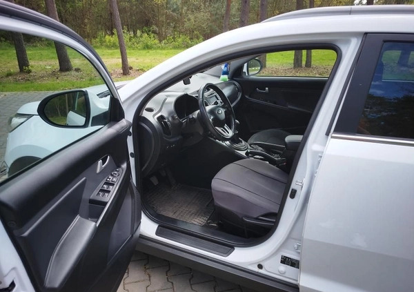 Kia Sportage cena 48500 przebieg: 174114, rok produkcji 2013 z Lubniewice małe 154